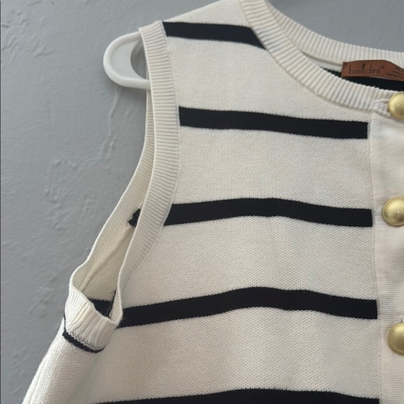 Striped Sleeveless Cardigan with Gold Buttons 14 - Picture 4 of 8